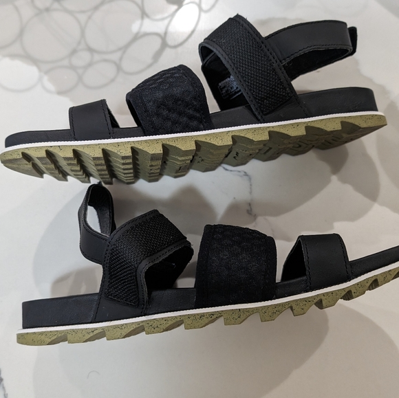 Sorel Sandals - Picture 6 of 7